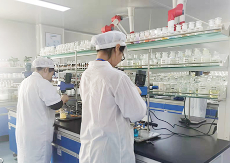美业资讯-靠谱的化妆品代工厂怎么选.jpg